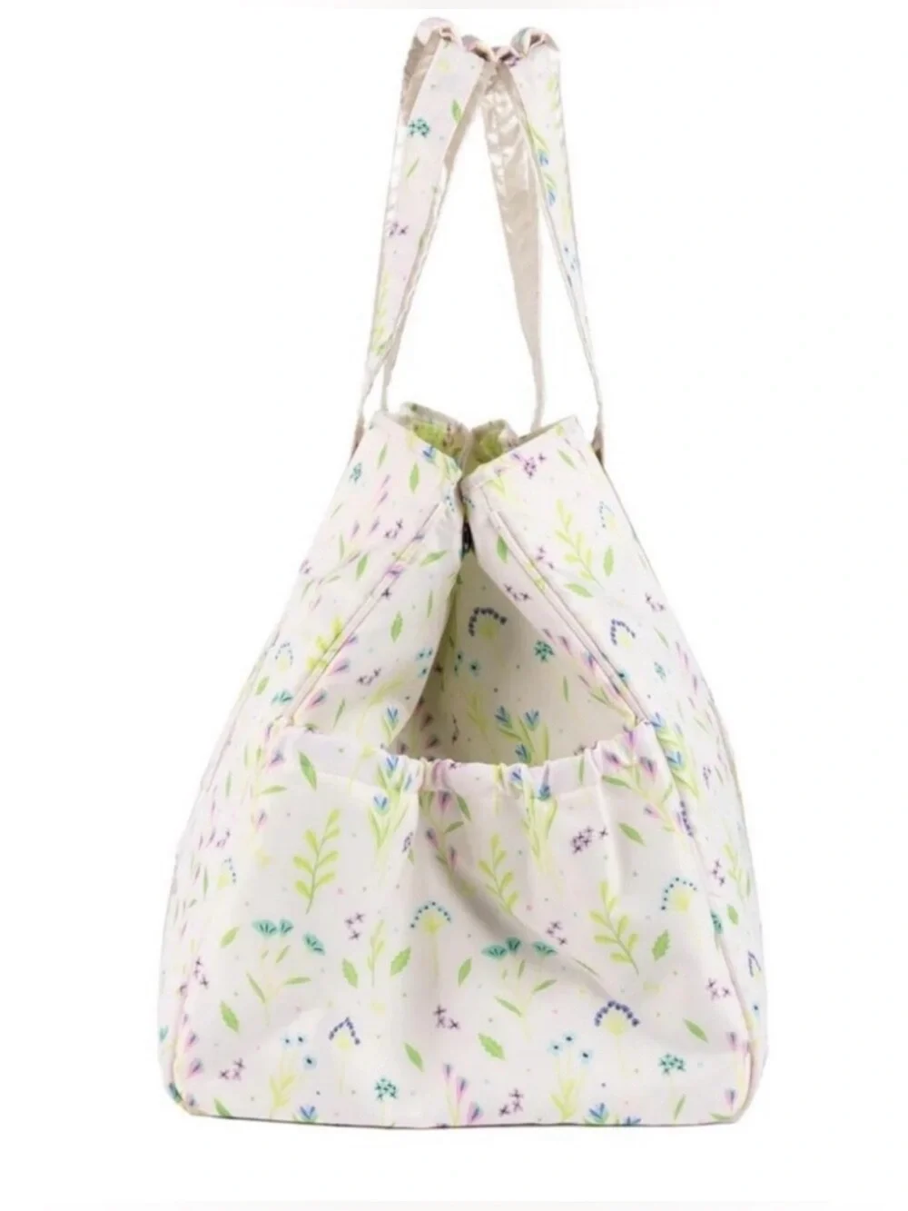 Lug Rover 2 Tote Bag NWT. Meadow Retreat. BEAUTY